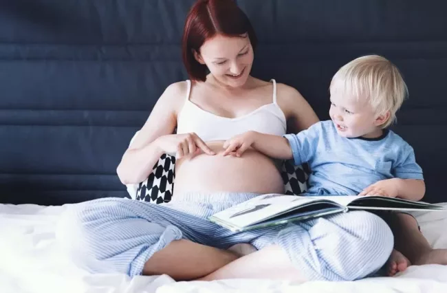 Как подготовить ребенка к рождению брата/сестры?