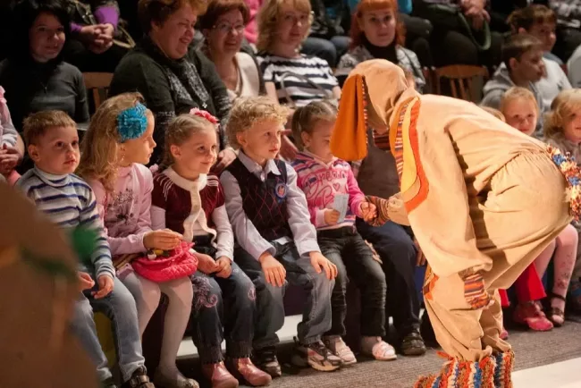 9 детских спектаклей, которые можно посмотреть дома 9 детских спектаклей, которые можно посмотреть дома