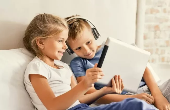 Ребенок увлечен гаджетами, хорошо это или плохо? Ребенок увлечен гаджетами, хорошо это или плохо?